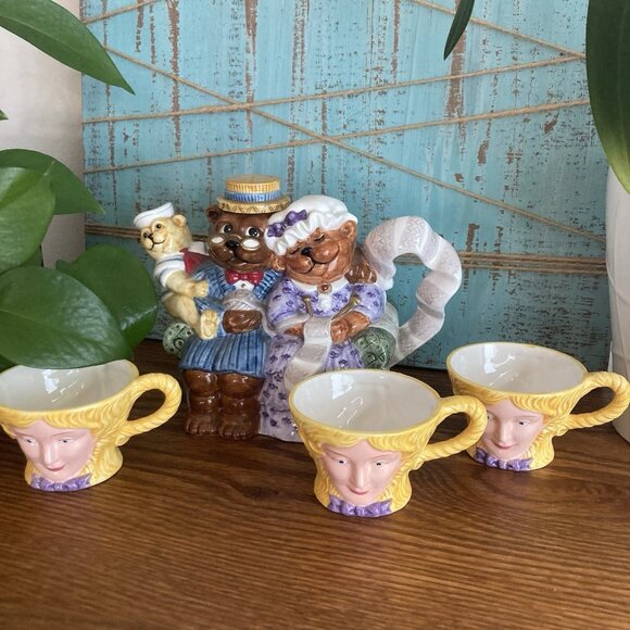 DEPT 56 Goldilocks 3 Bears Handpainted Ceramic Teapot 3 Cups STORYBOOK READ - Picture 1 of 9